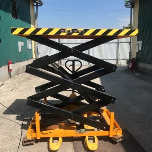 Bàn nâng thủy lực là thiết bị hỗ trợ giúp tối ưu hiệu quả công việc